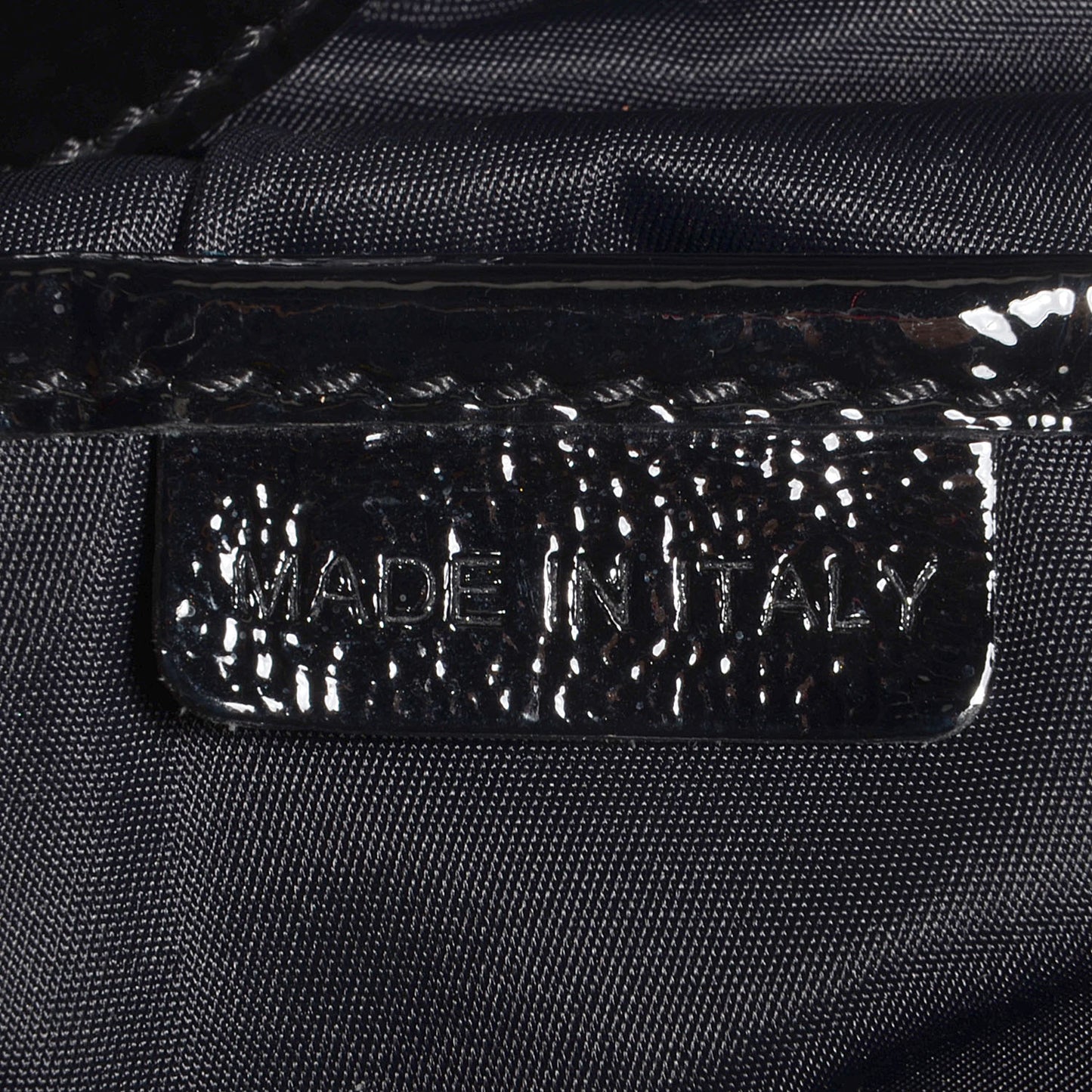 Nylon Beat Check Medium Victoria Tote Black