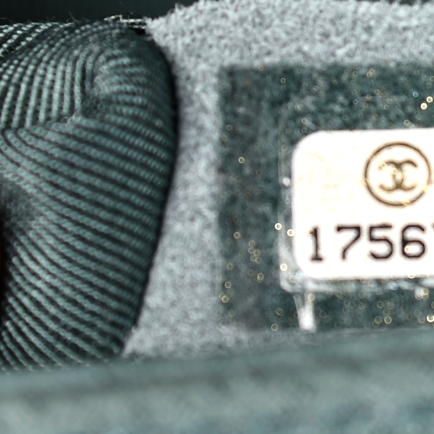 Caviar Quilted Medium Boy Flap Vert Fonce
