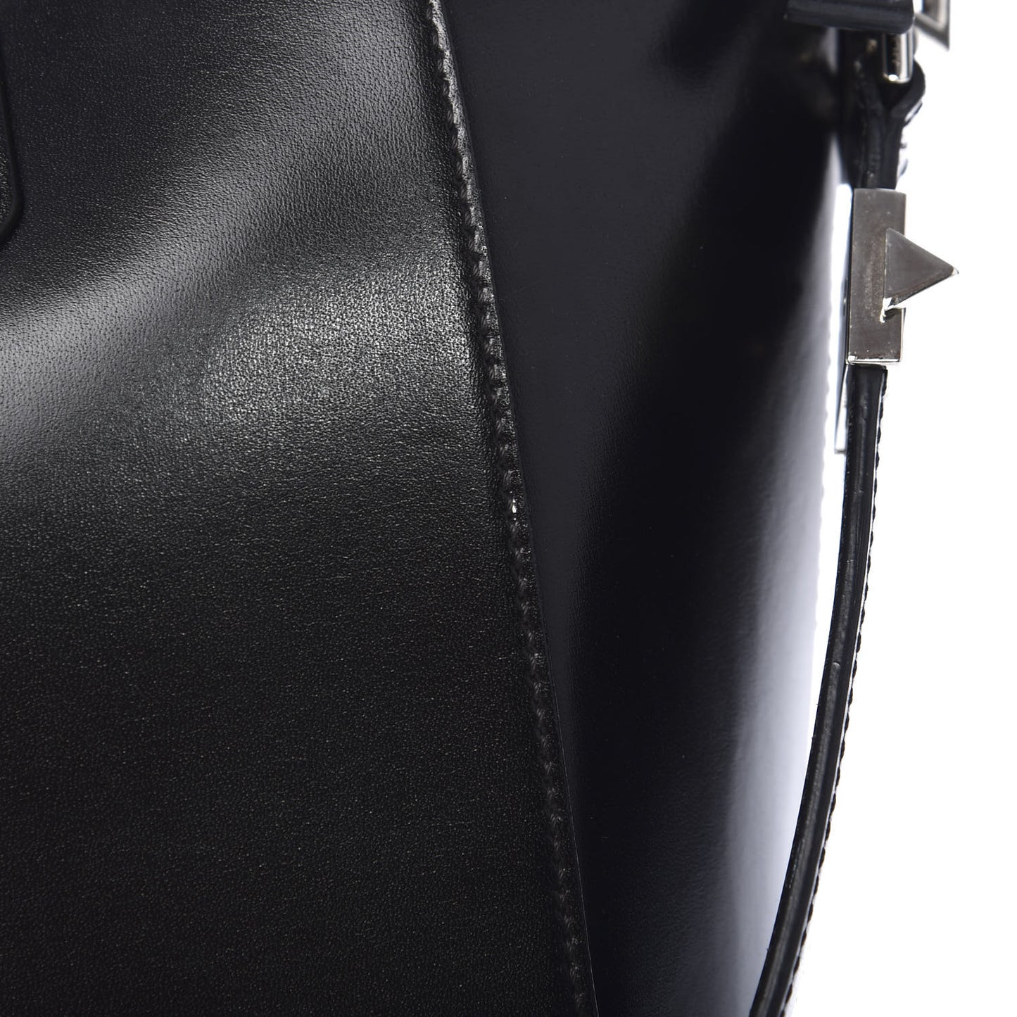 Shiny Lord Calfskin Medium Antigona Black