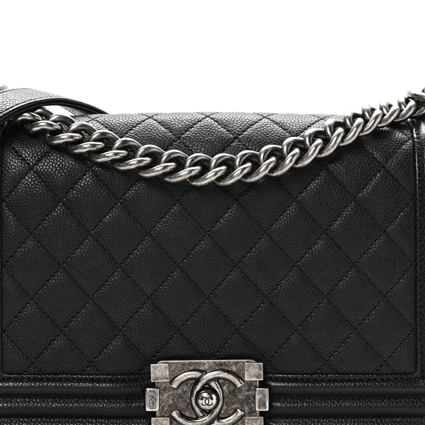 Caviar Quilted Medium Boy Flap Black