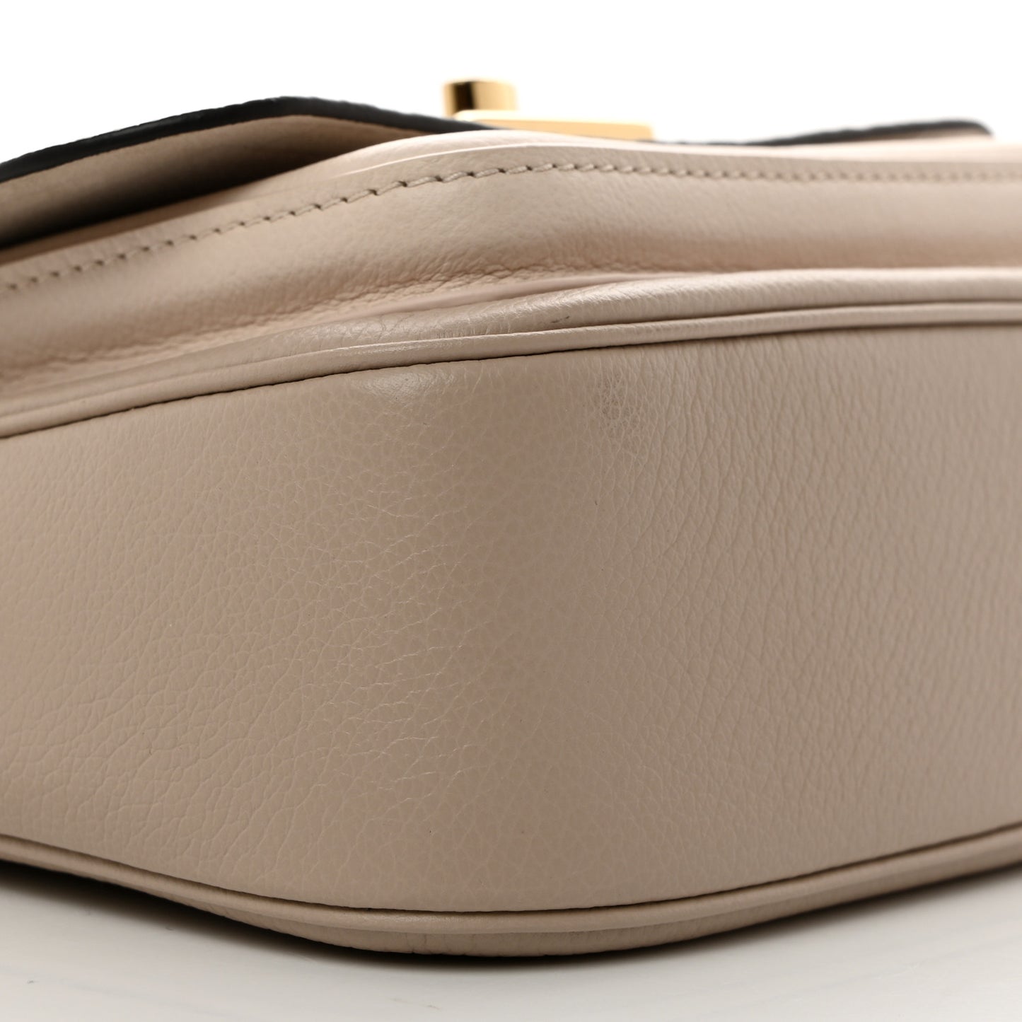 Grained Calfskin Lockme Tender Greige