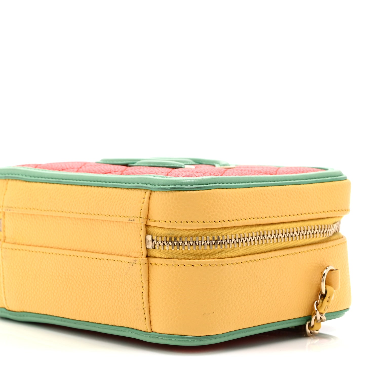 Caviar Quilted Small CC Filigree Vanity Case Multicolor