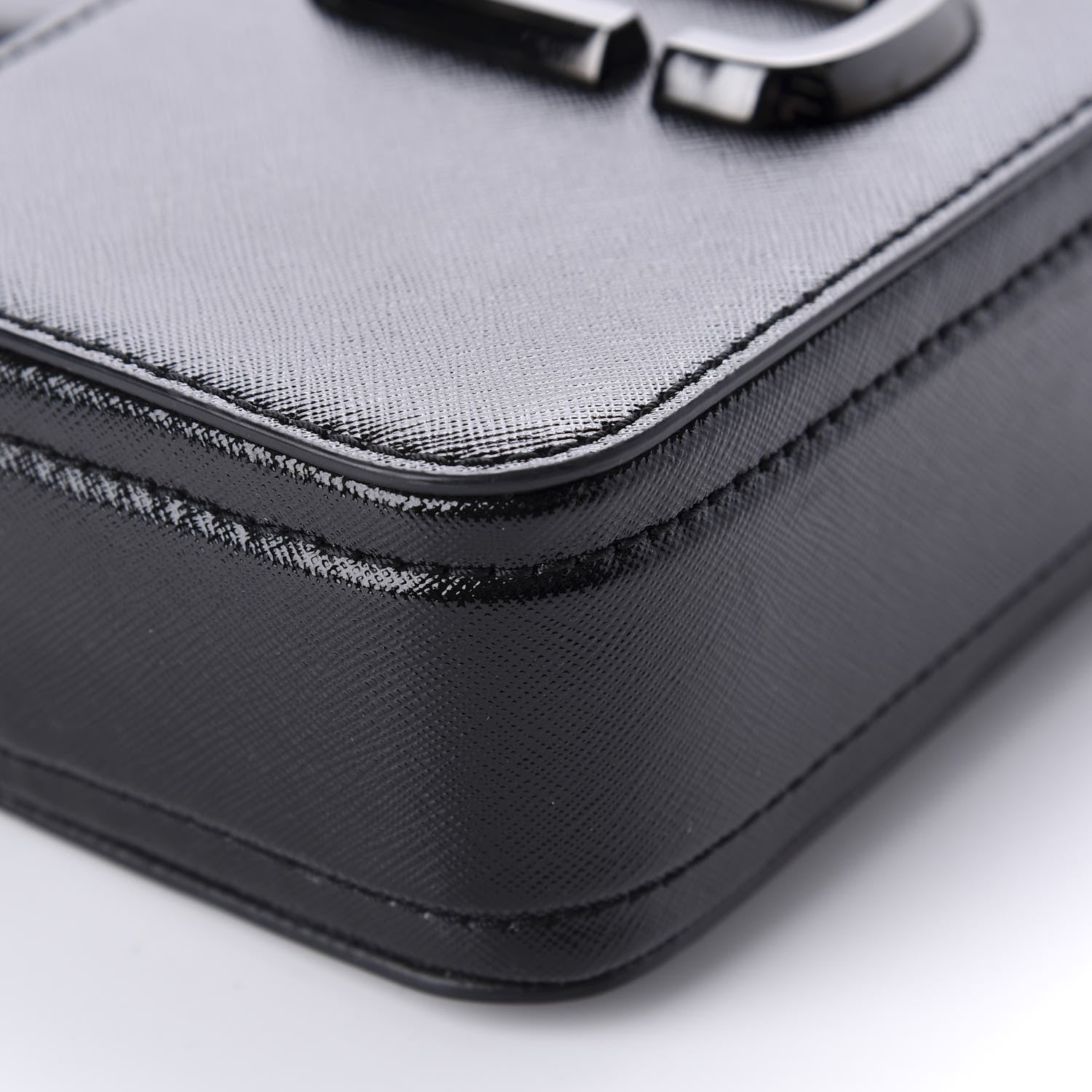 Marc Jacobs Saffiano Small Snapshot Camera Bag Black 7 of 12