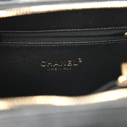 Chanel Caviar Quilted Medium CC Filigree Vanity Case Black 5 of 8