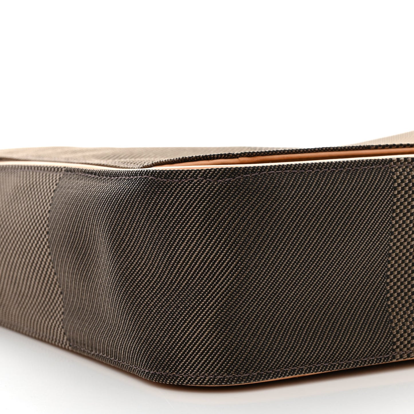 Damier Geant Messenger Bag Terre