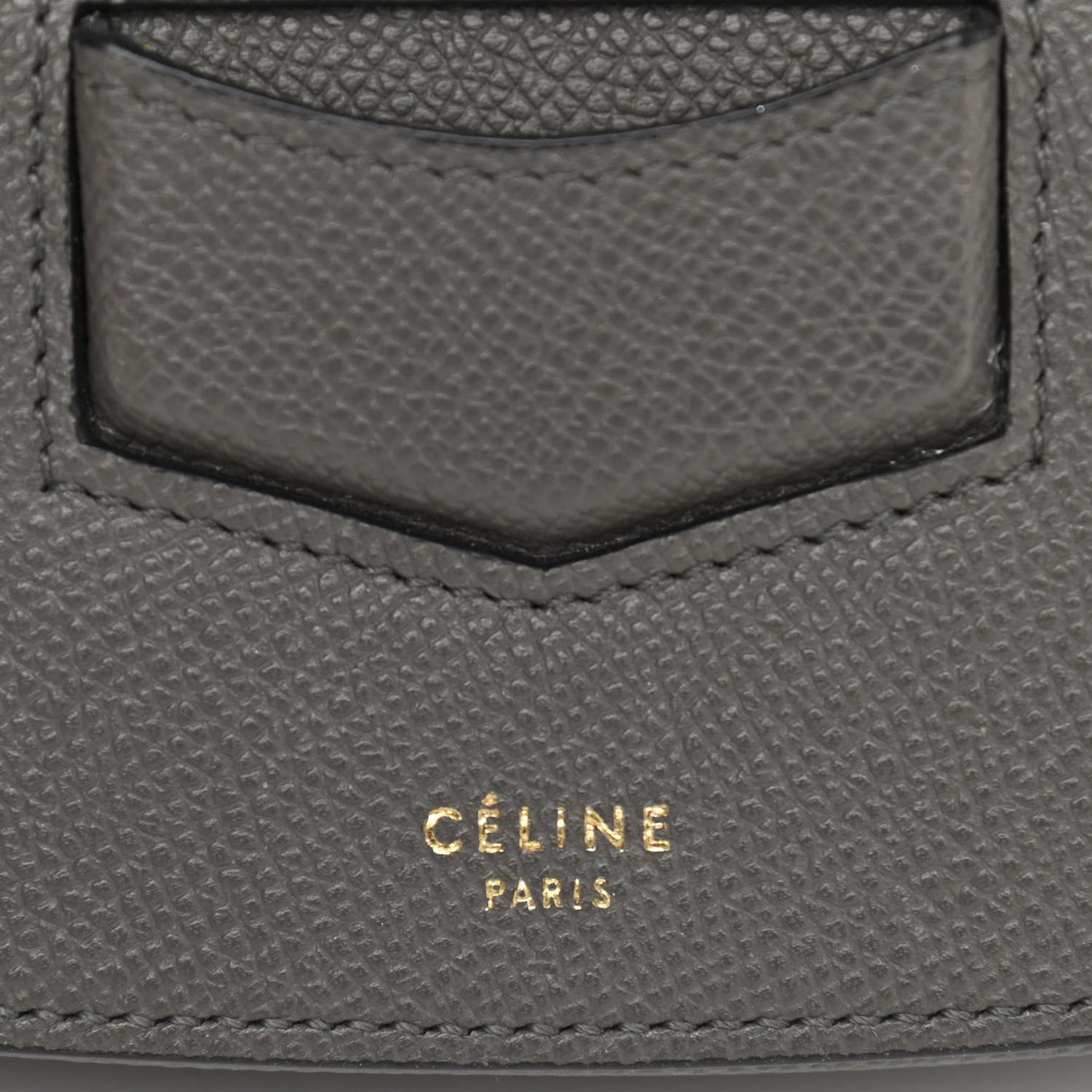 Grained Calfskin Medium Trotteur Grey