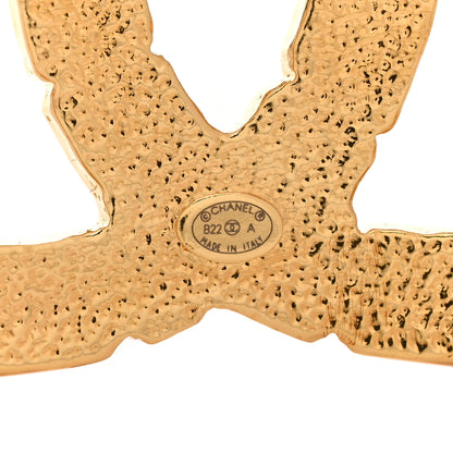 Chanel CC Brooch Gold 4 of 4