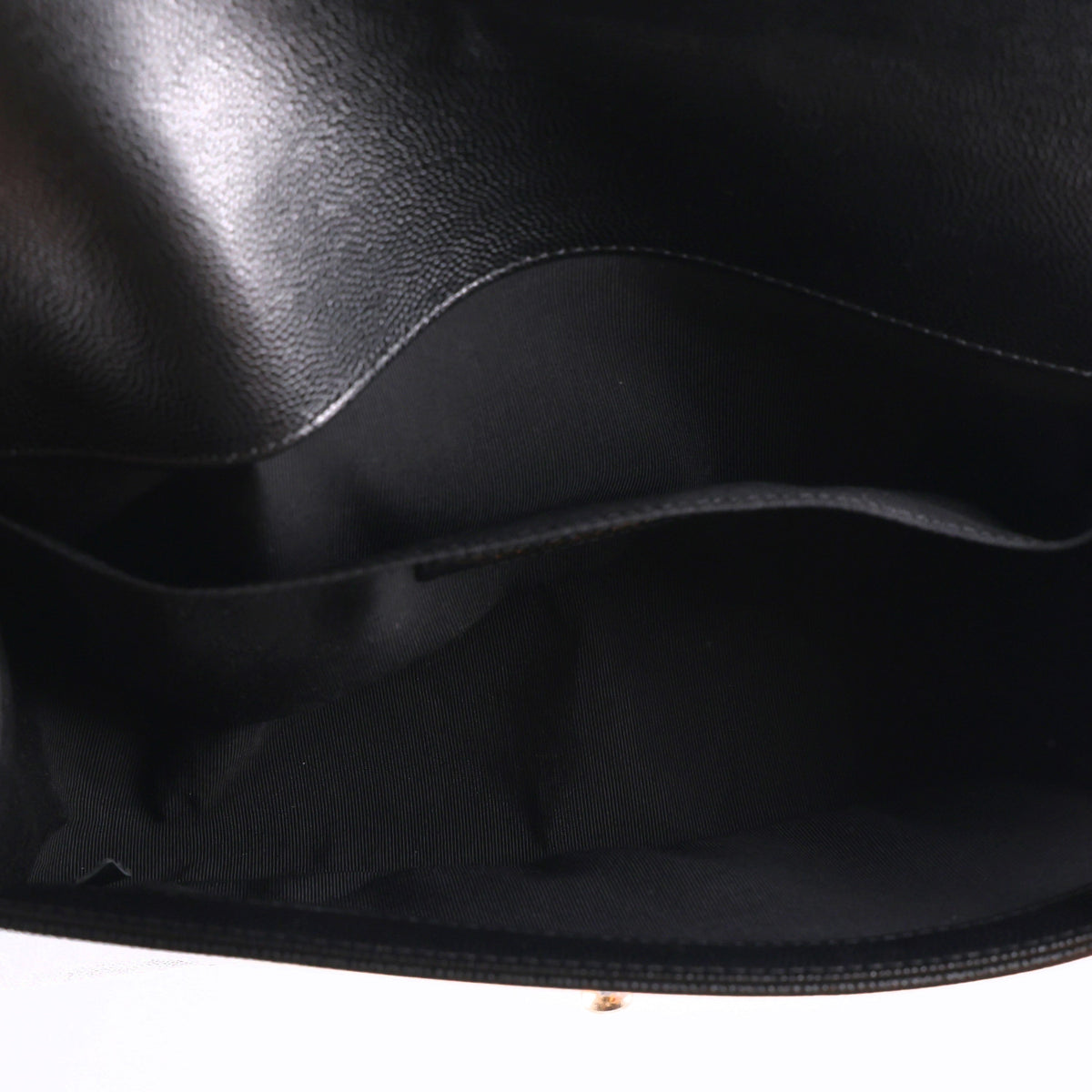 Caviar Quilted Medium Boy Flap Black
