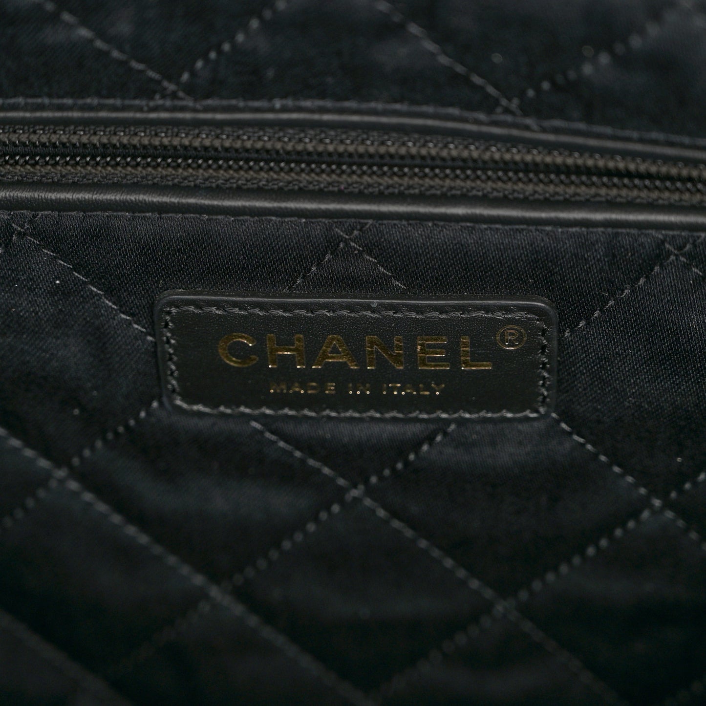 Wool Tweed Quilted Chanel 22 Black Multicolor