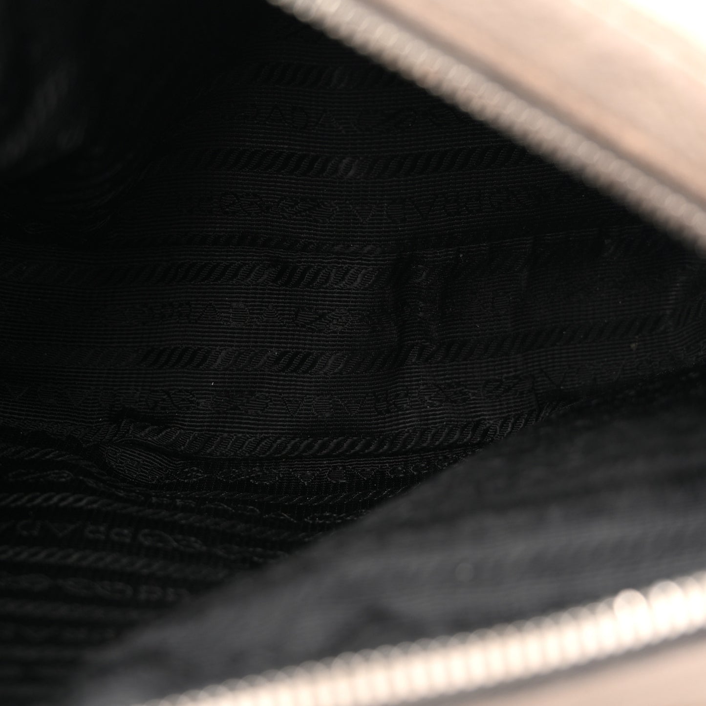 Vitello Daino Soft Medium Double Zip Shoulder Bag Argilla