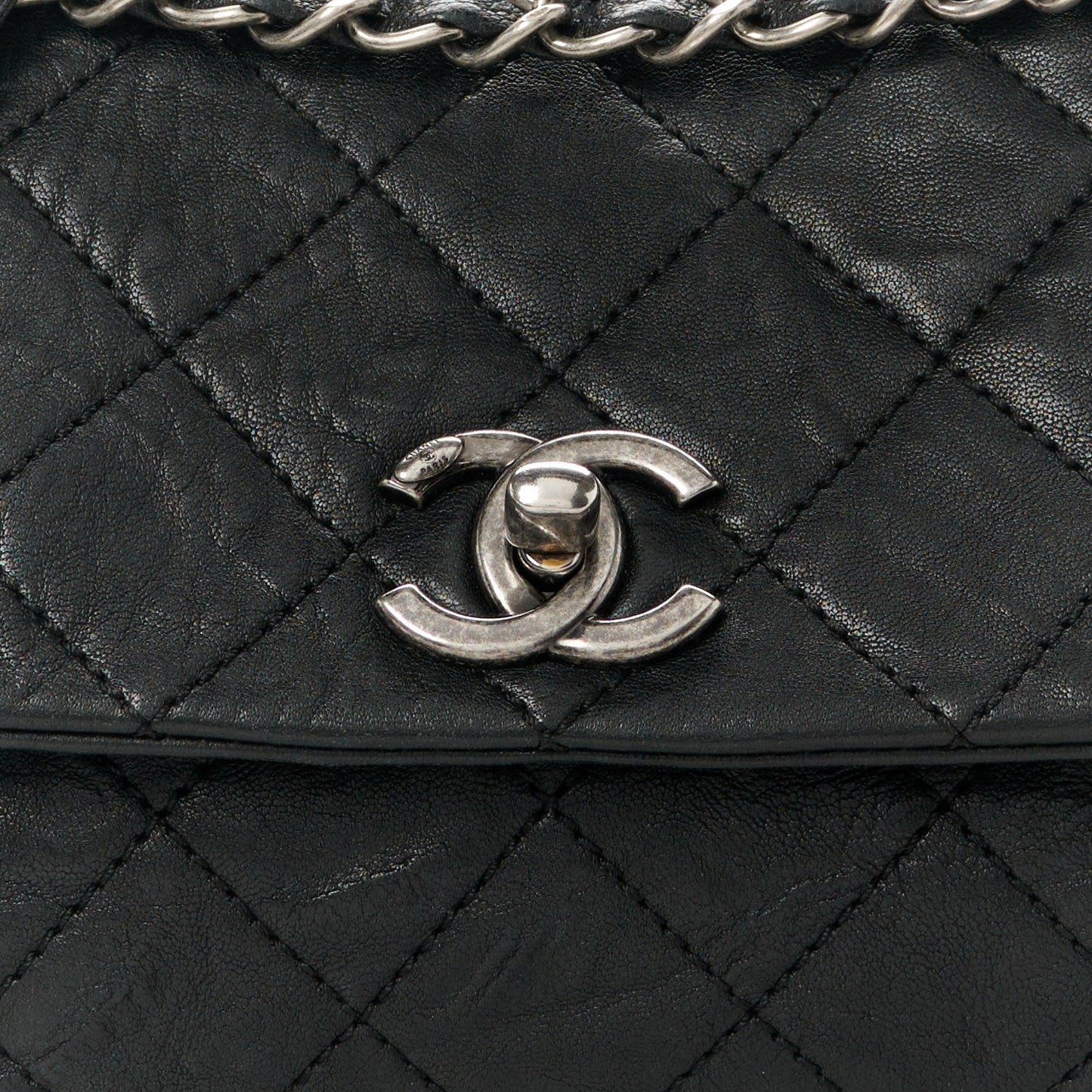 Crumpled Lambskin Quilted Medium Single Flap Black