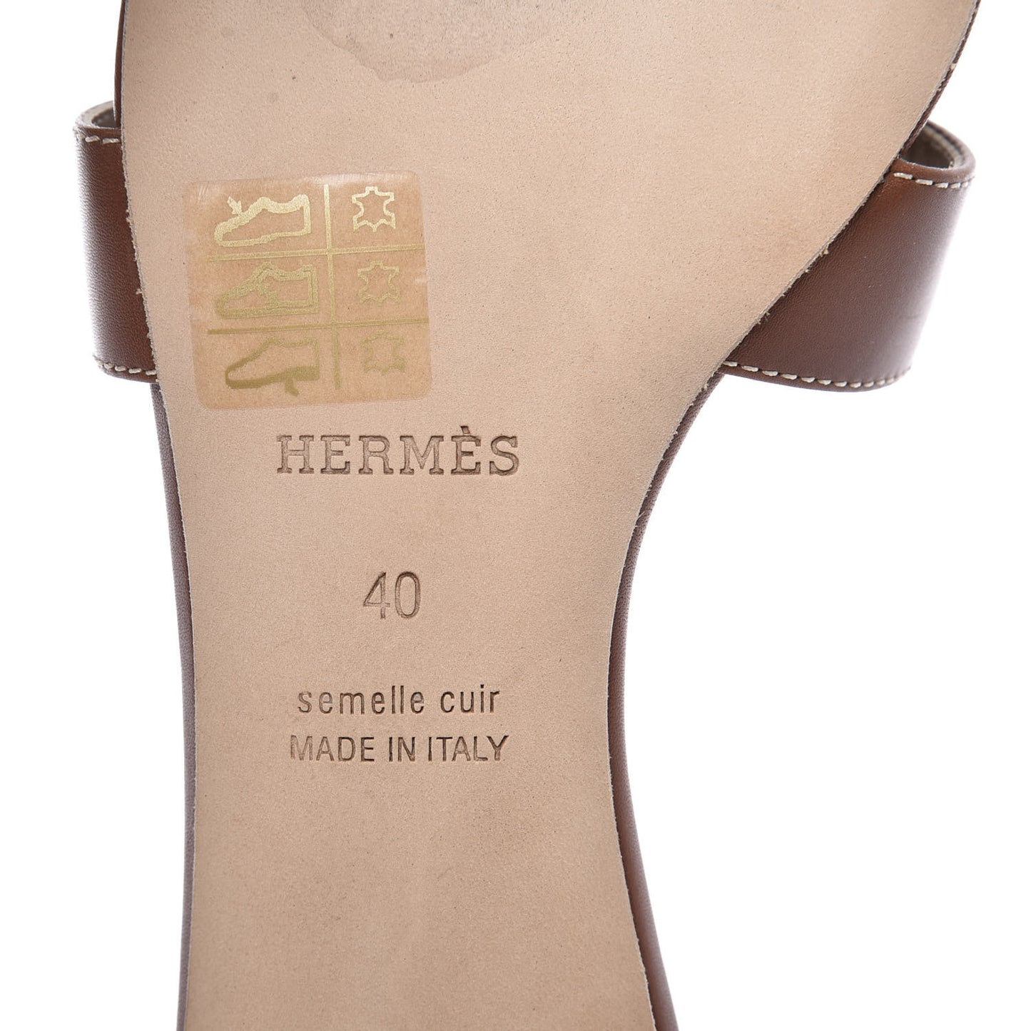 Calfskin Oasis Sandals 40 Gold