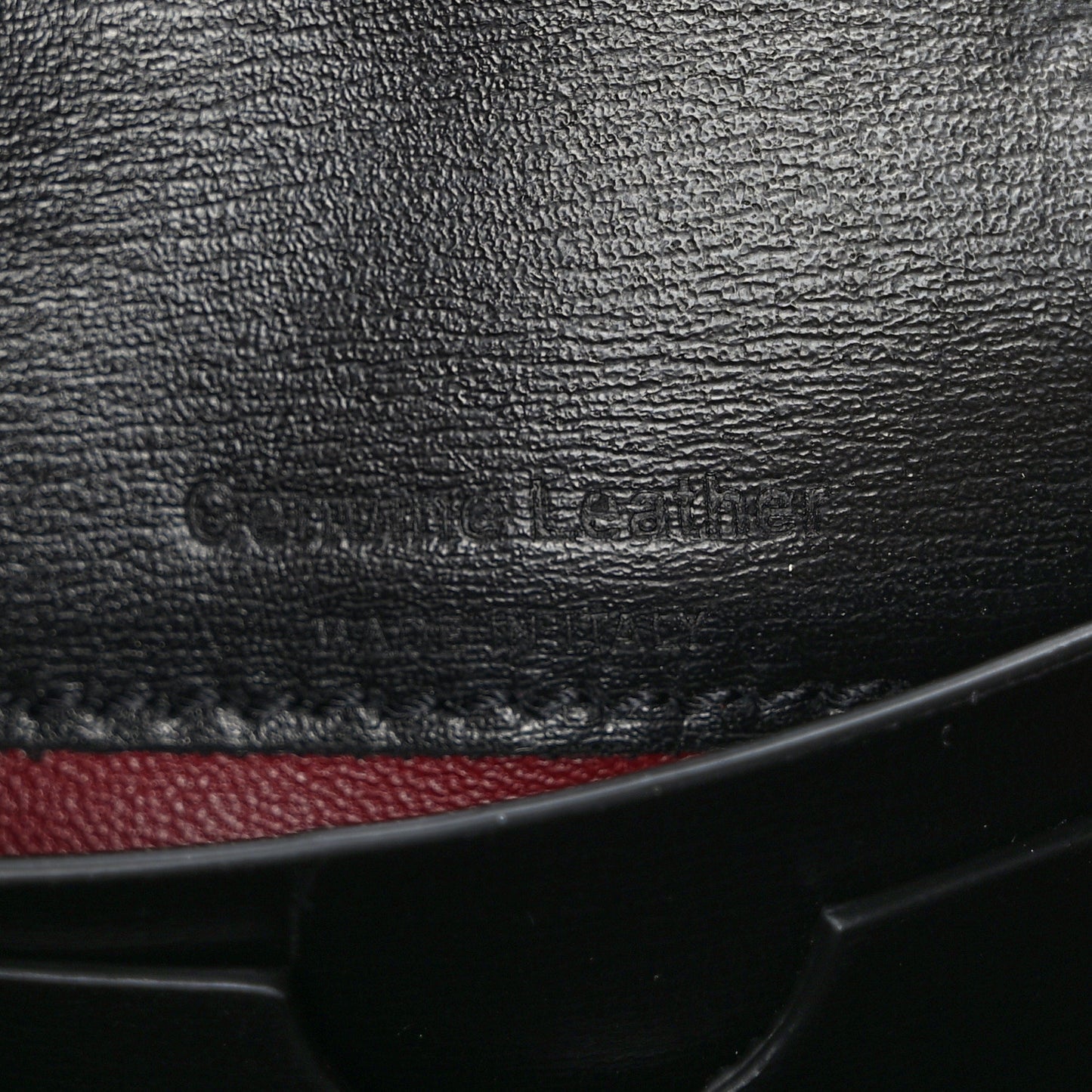 Calfskin Jitney Logo Flap Wallet On Chain Black