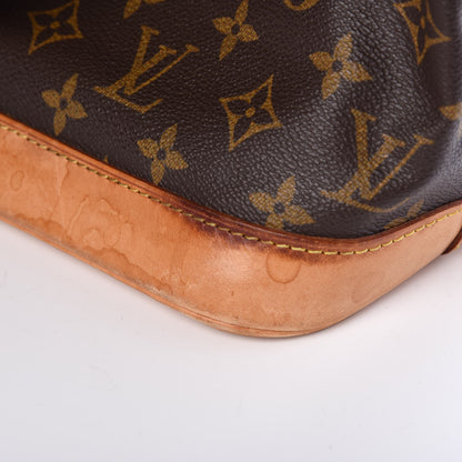 Louis Vuitton Monogram Alma PM 8 of 10