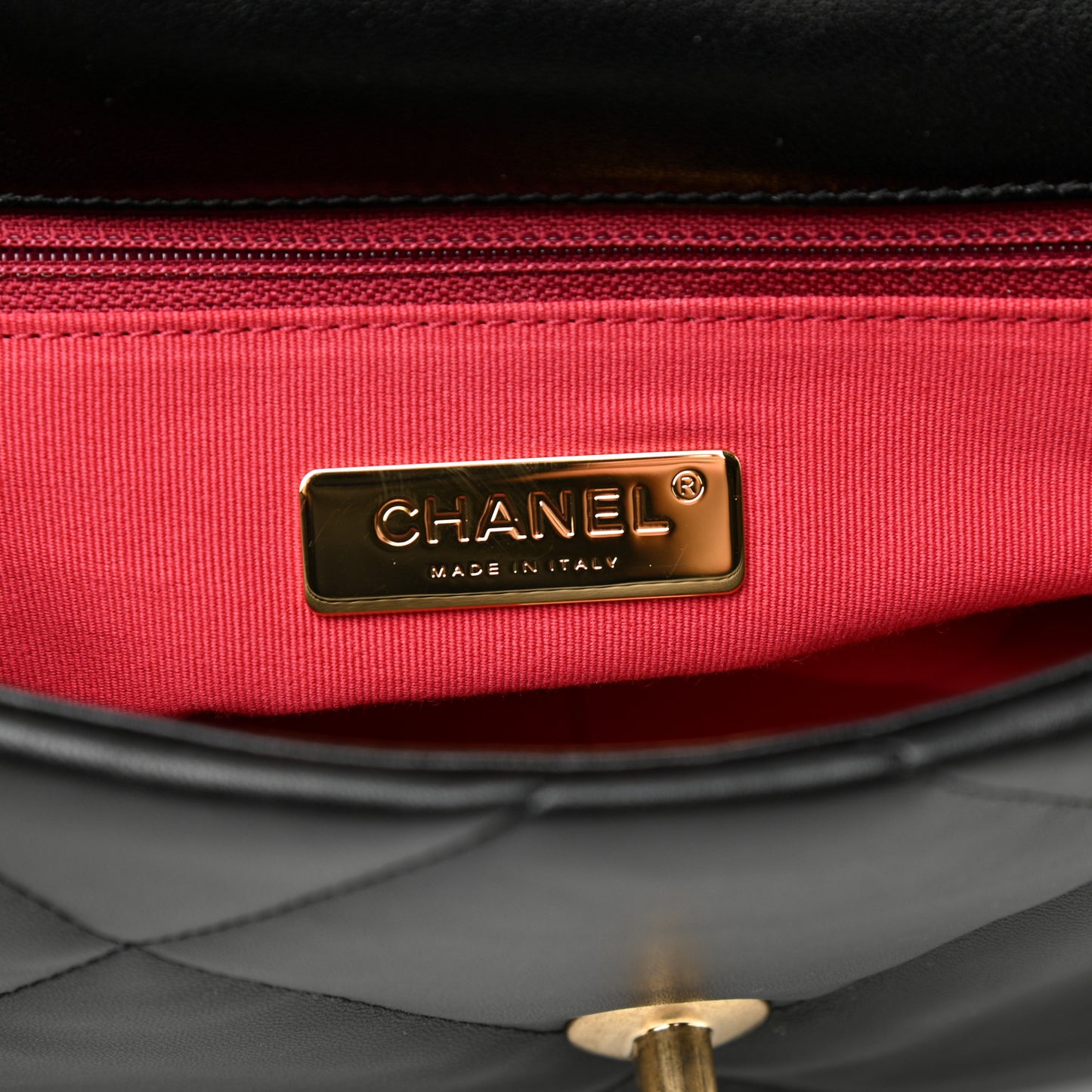 Lambskin Quilted Medium Chanel 19 Flap Black