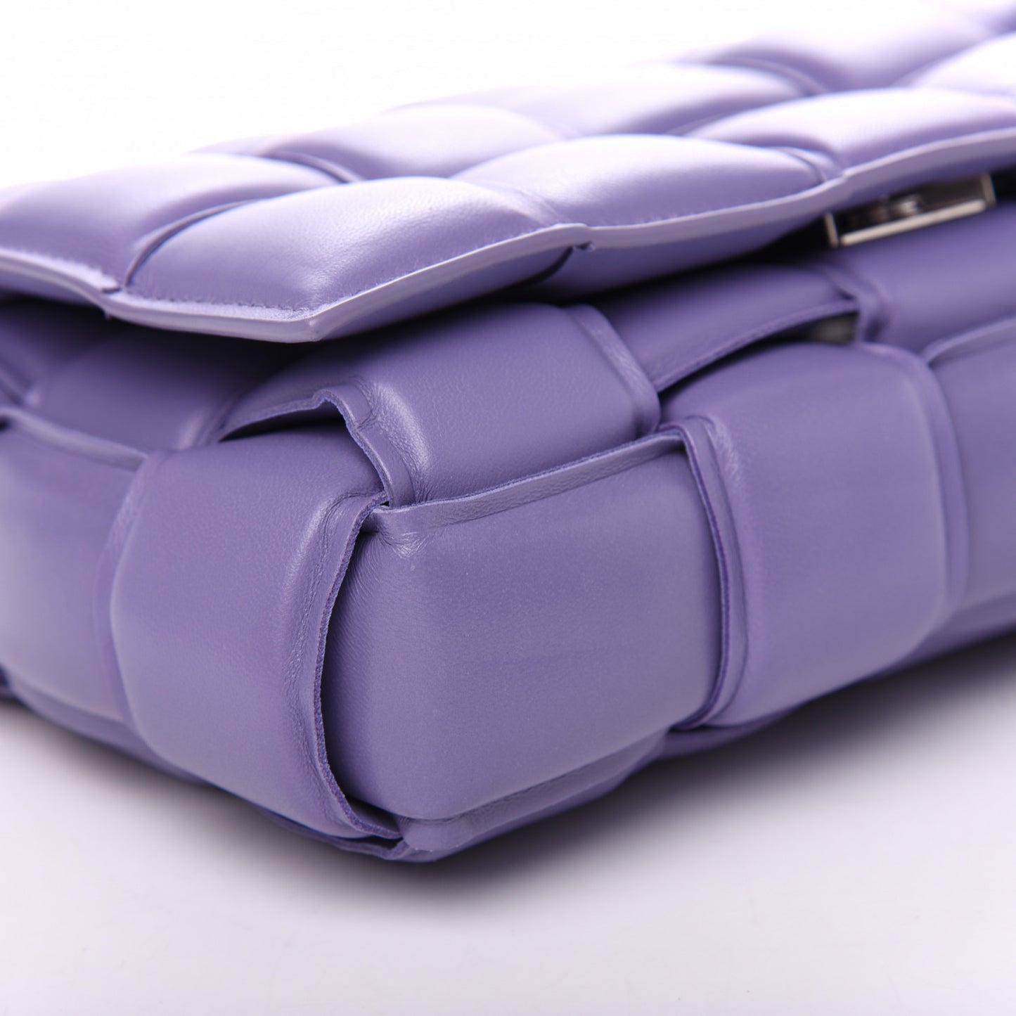 Lambskin Maxi Intreccio Padded Chain Cassette Crossbody Bag Lavender