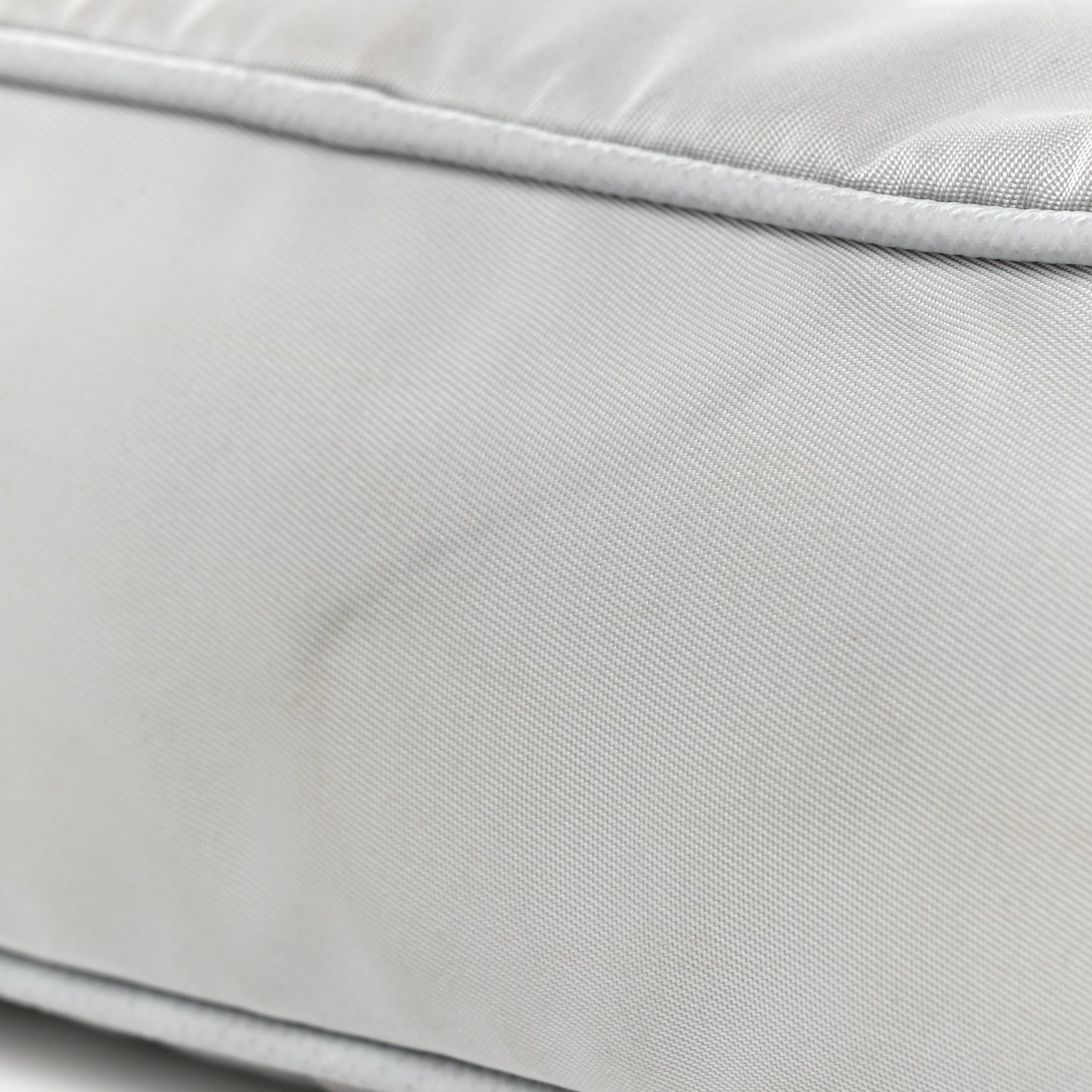 Re-Nylon Saffiano Re-Edition 2005 Shoulder Bag Fiordaliso
