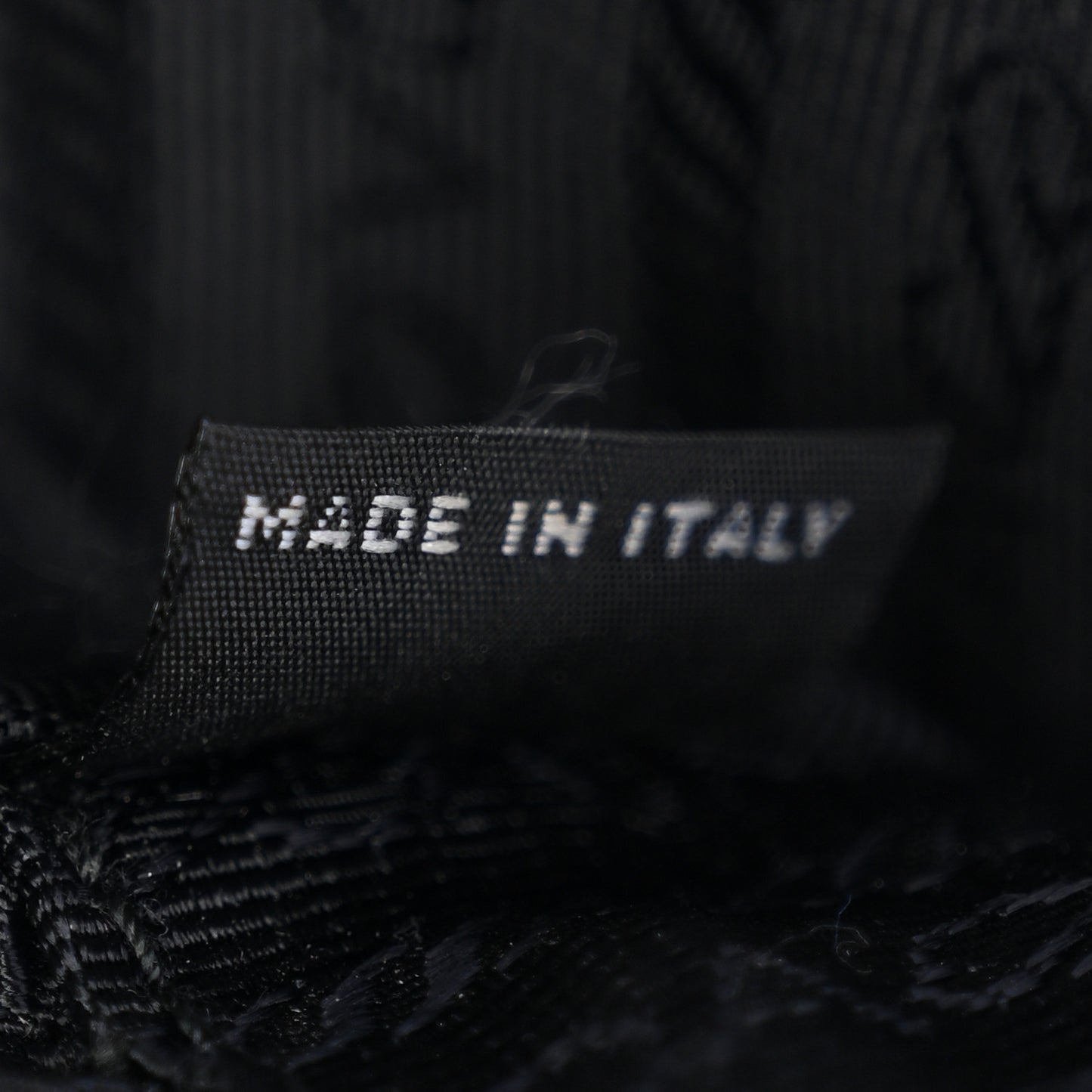 Tessuto Nylon Saffiano Belt Bag Black