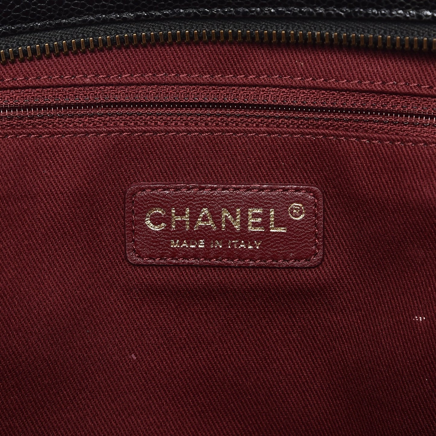 Crumpled Grained Calfskin Quilted Large Shiva Flap Black