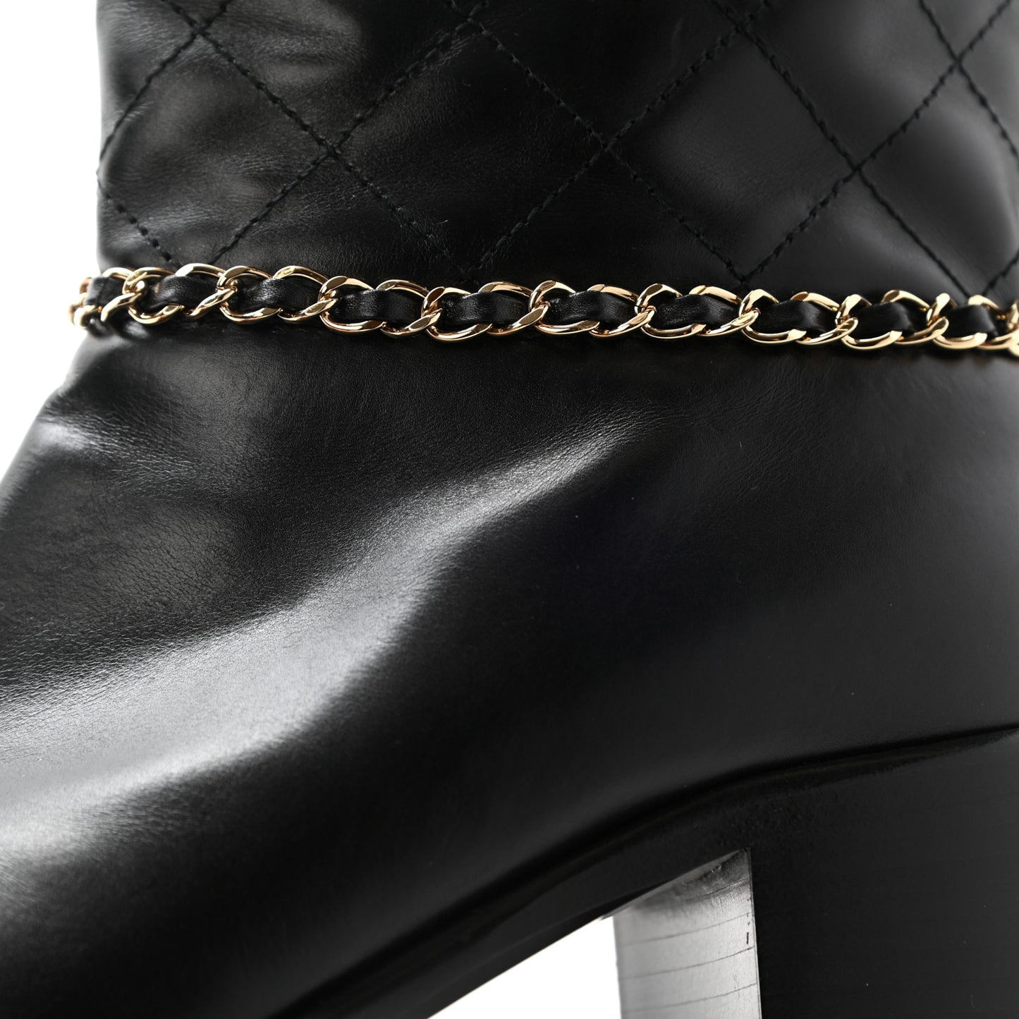 Crumpled Calfskin Chain CC Cap Toe Short Boots 38.5 Black