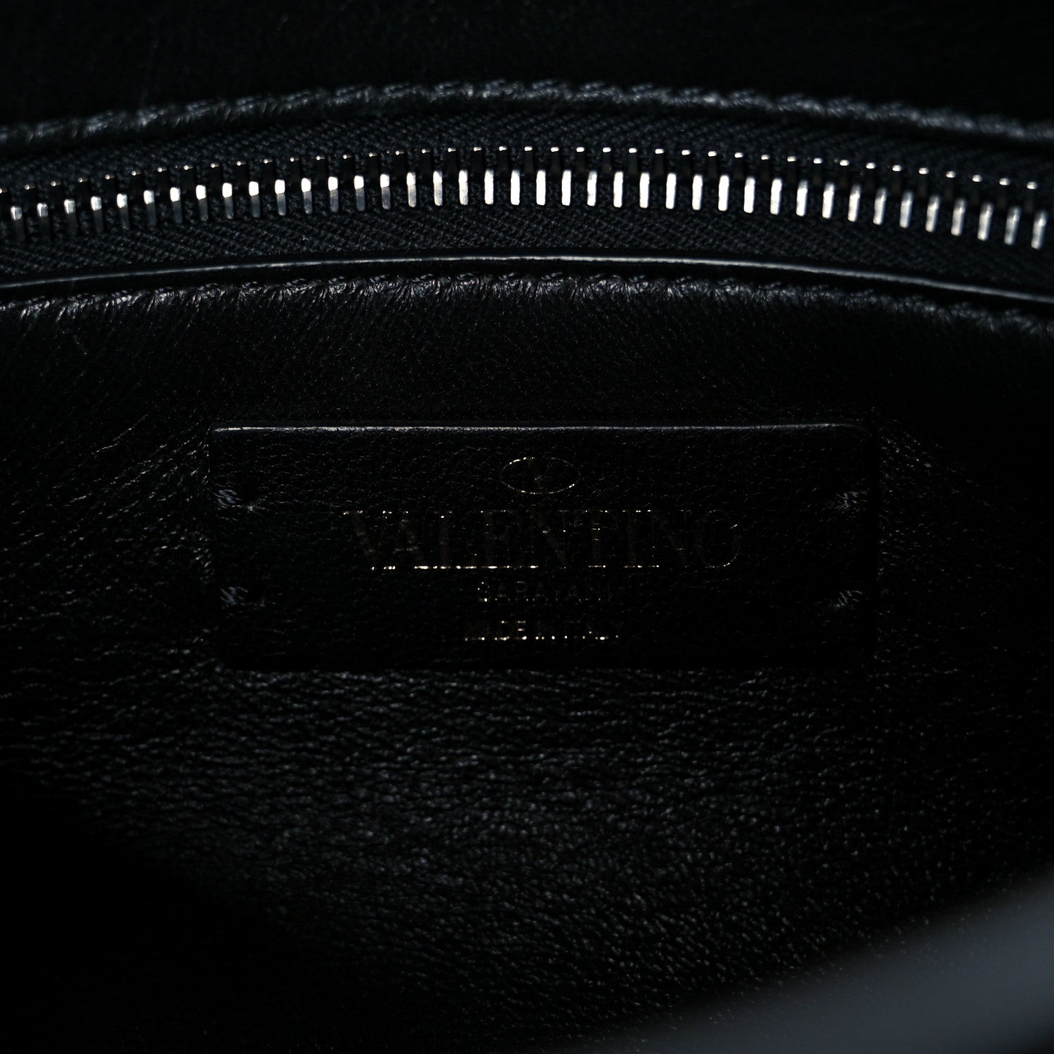 Valentino Garavani Nappa Monochrome Medium Roman Stud Shoulder Bag Black 7 of 10