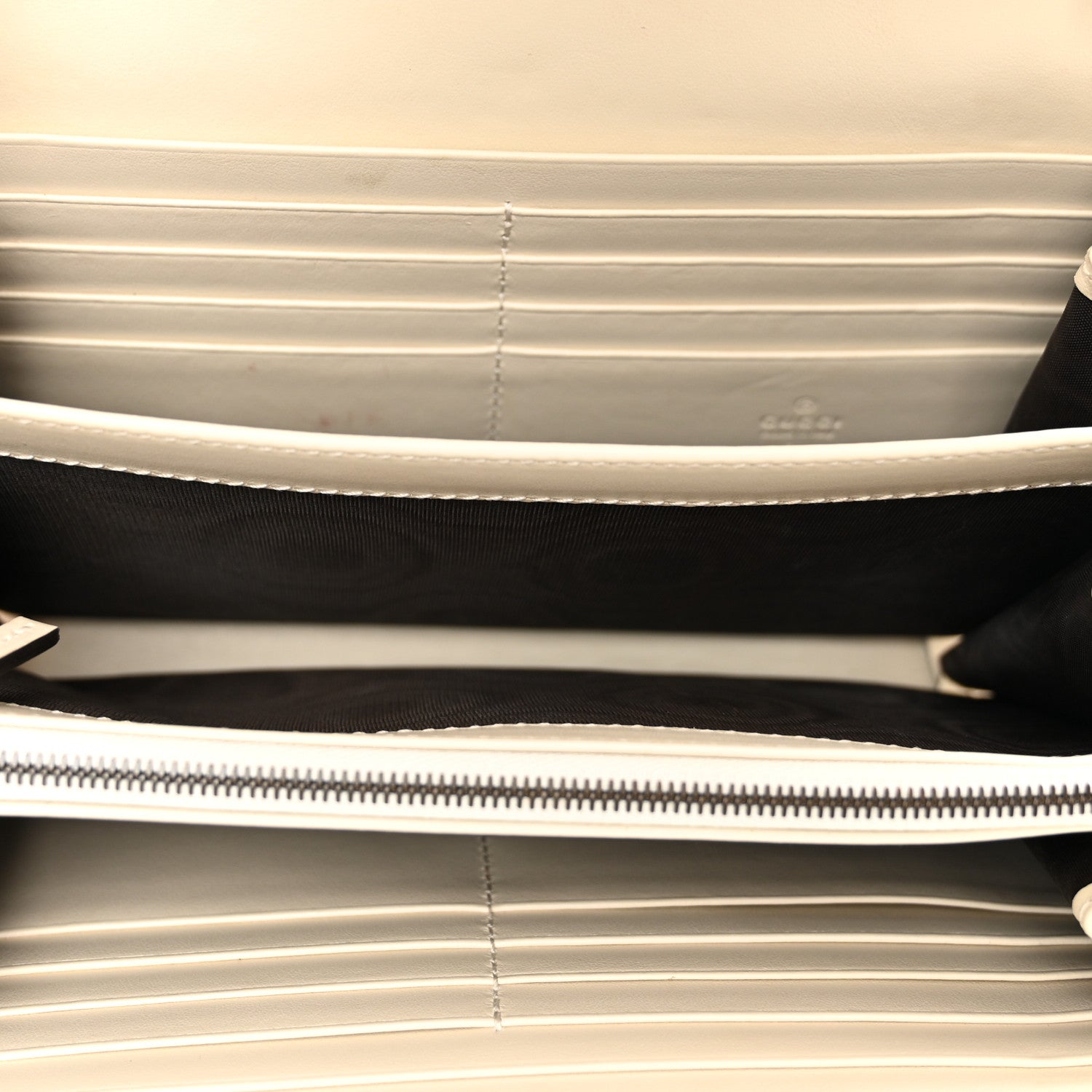 Gucci Calfskin Matelasse GG Marmont Chain Wallet Mystic White 5 of 12