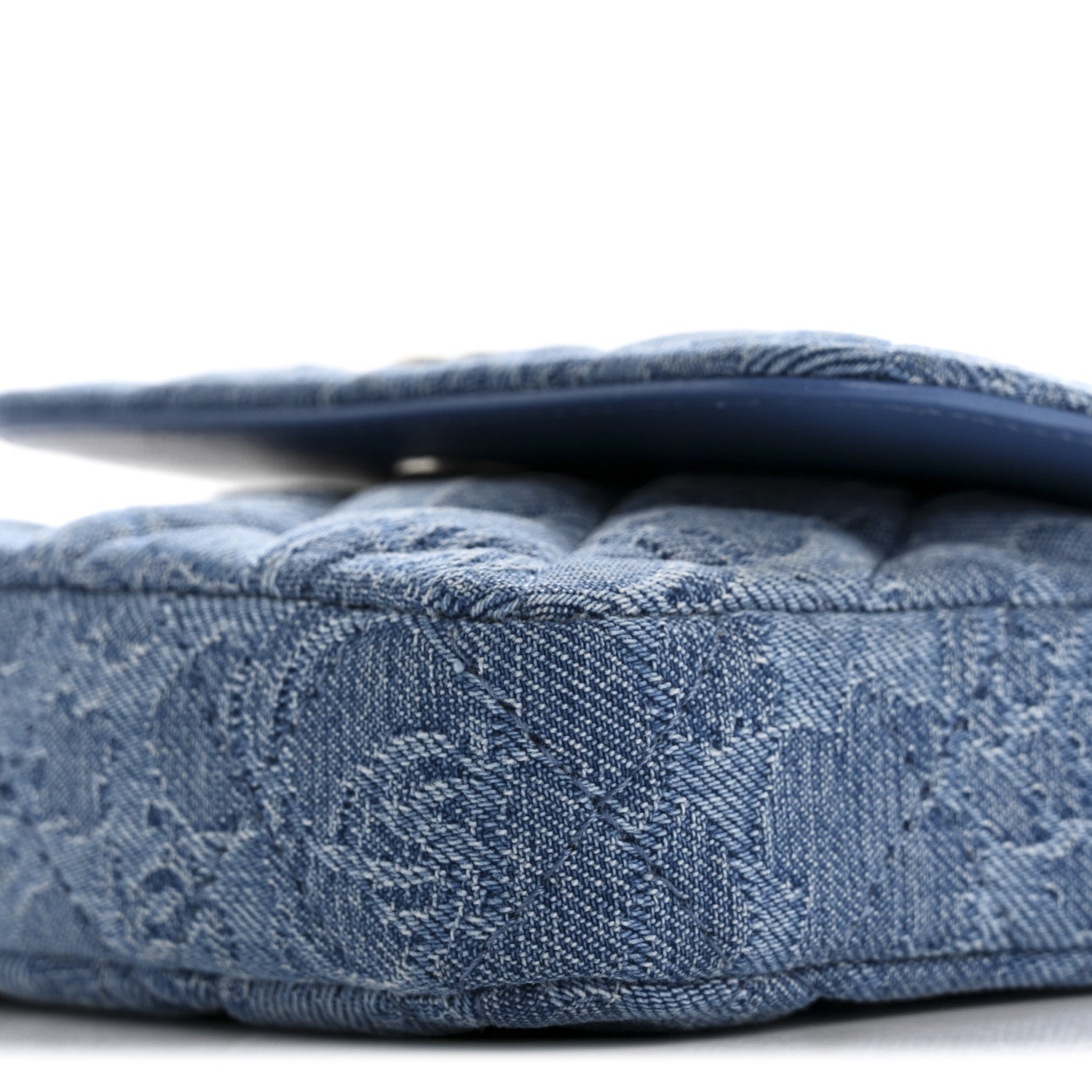 Chanel Denim Quilted Camellia Sweetheart Card Holder With Chain Blue 10 of 13