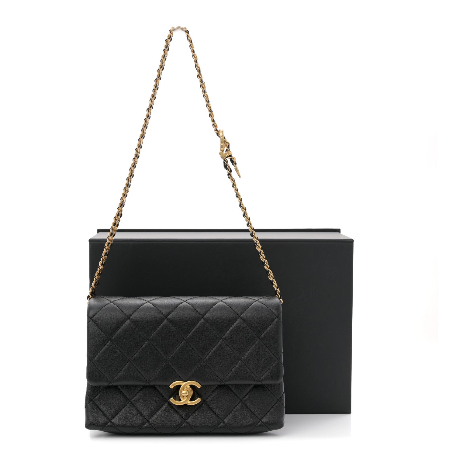 CHANEL 黒 キルティングレザー ハンドバッグ Chanel Calfskin Quilted Belt Chain Flap Black 1831219 – FASHIONPHILE
