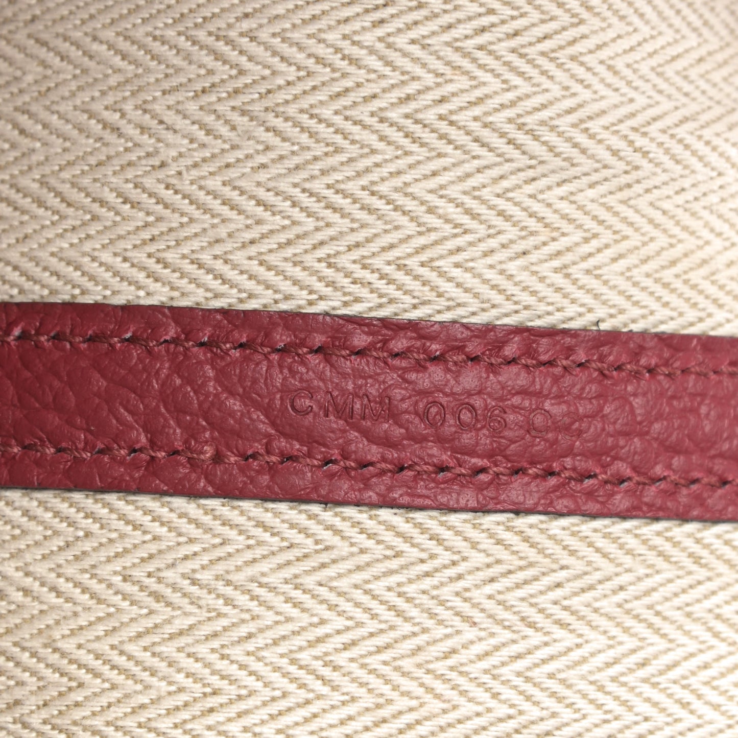 Vache Country Garden Party 36 MM Rouge Grenat