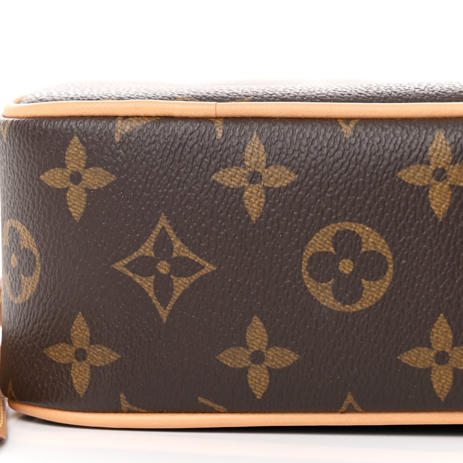Louis Vuitton Monogram Game On Coeur 10 of 10