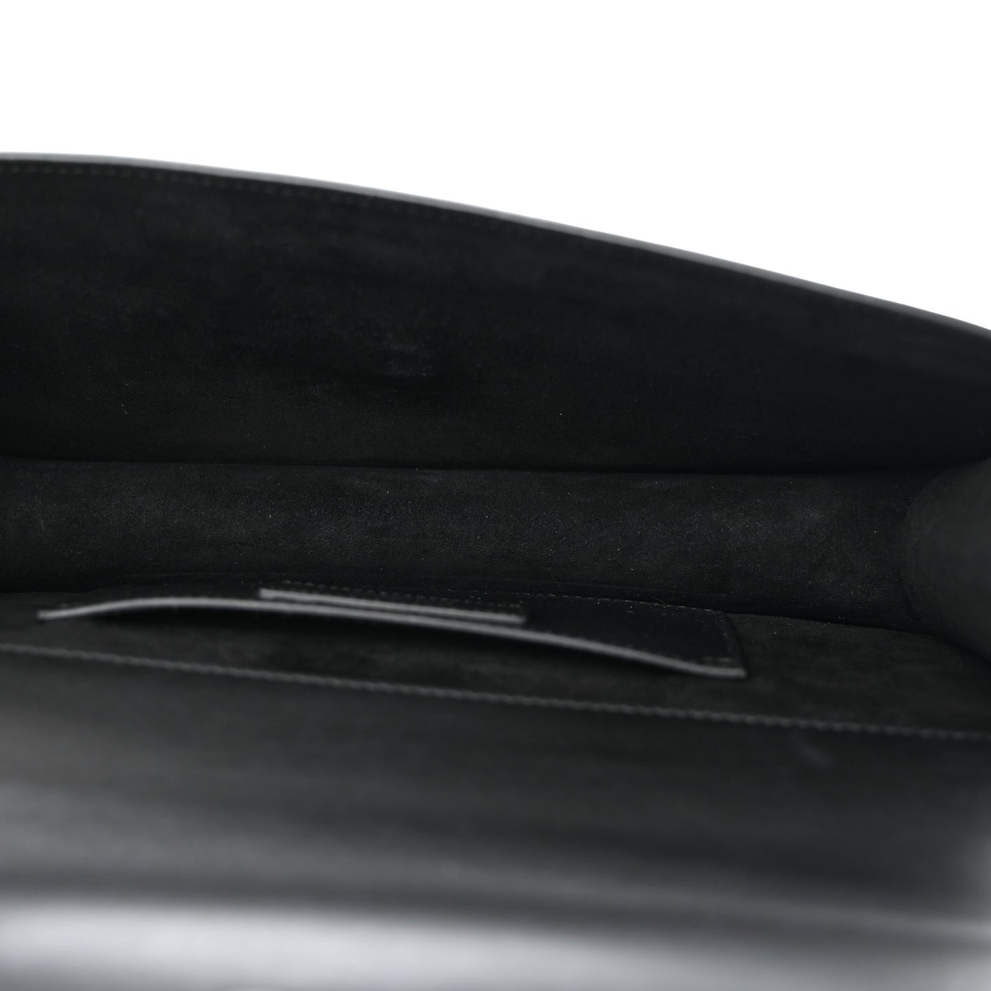 Calfskin Classic Betty Clutch Black