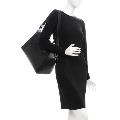 Givenchy Sugar Goatskin Medium Antigona Black 2 of 8