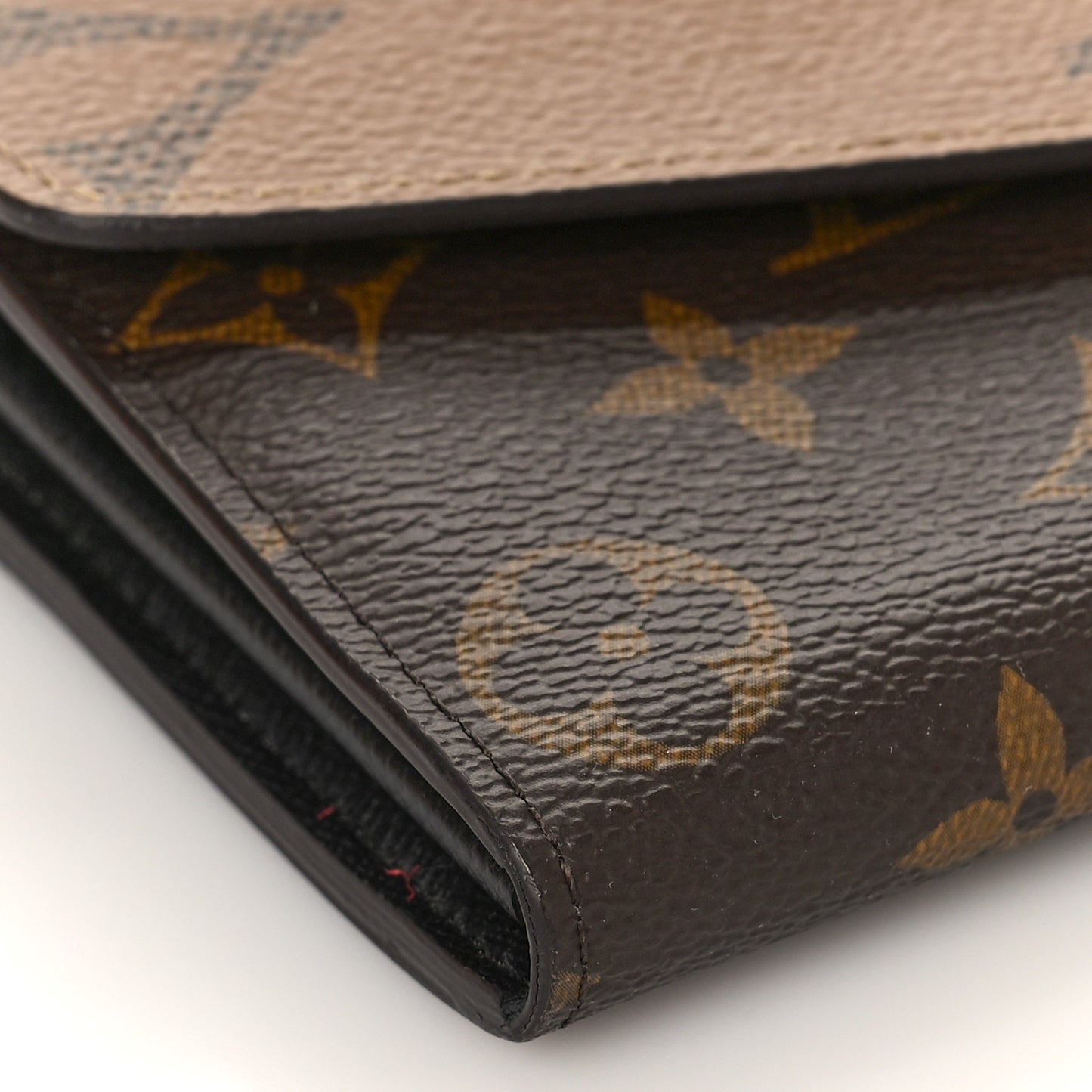 Reverse Monogram Giant Sarah Wallet