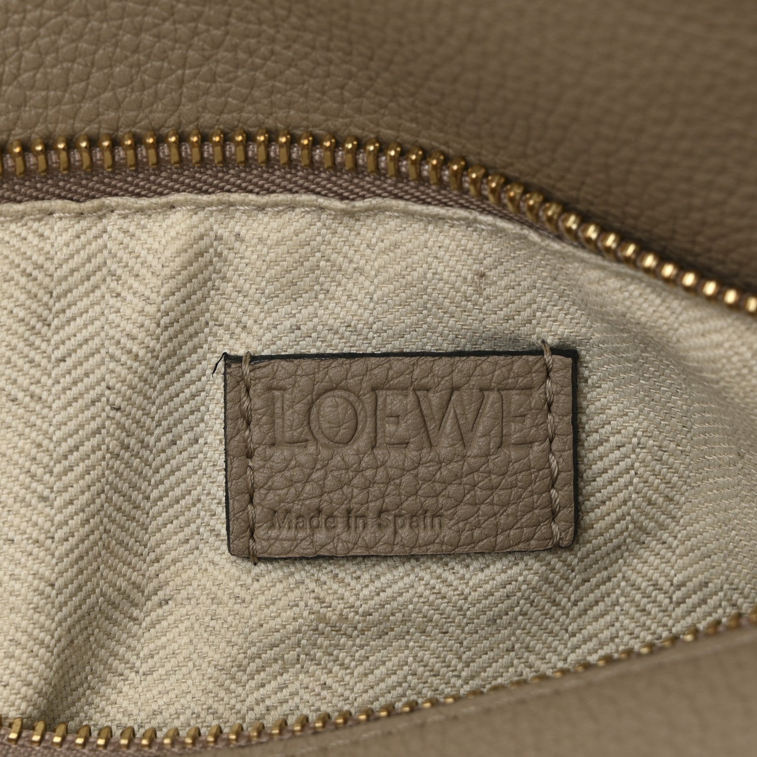 Loewe Grained Calfskin Small Puzzle Bag Sand 6 of 9
