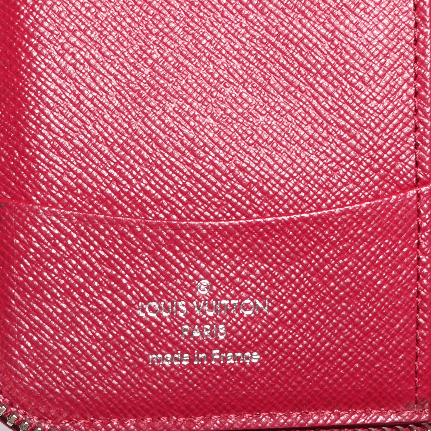 Epi Zippy Compact Wallet NM Fuchsia