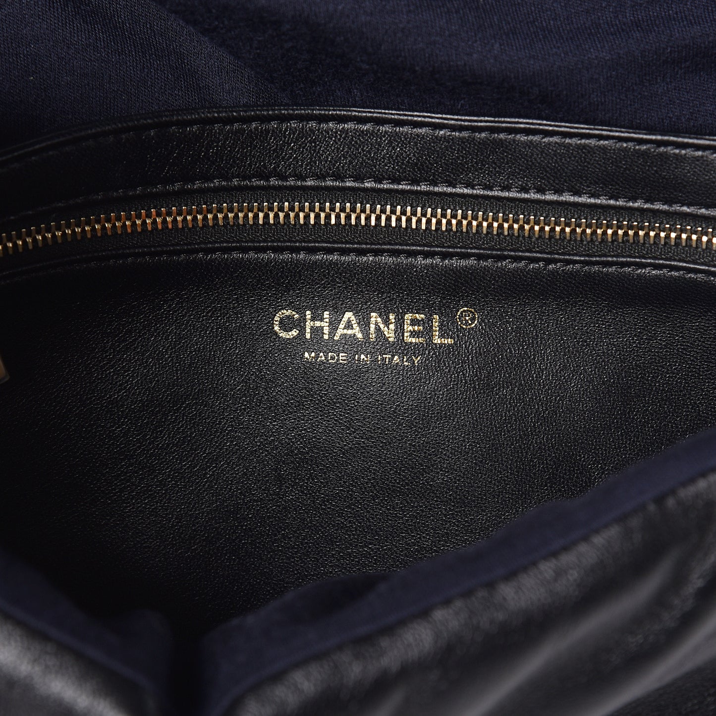Lambskin Simply Flap Clutch Black