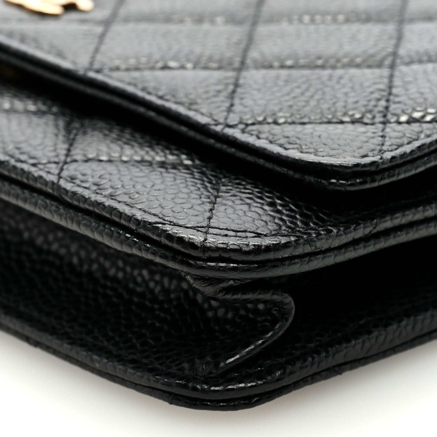 Caviar Quilted Wallet on Chain WOC Black