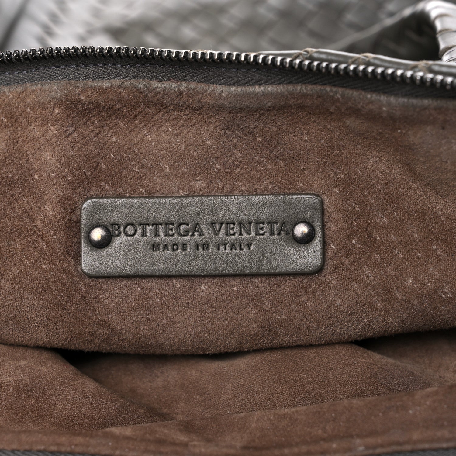 Bottega Veneta Calfskin Intrecciato Large Leggero Tote Kaki Fondente 8 of 43