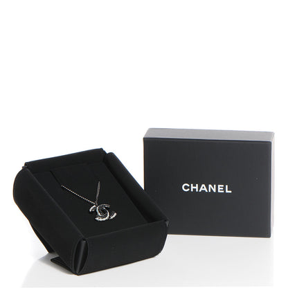 Chanel Ruthenium Pearl CC Long Pendant Necklace 5 of 5
