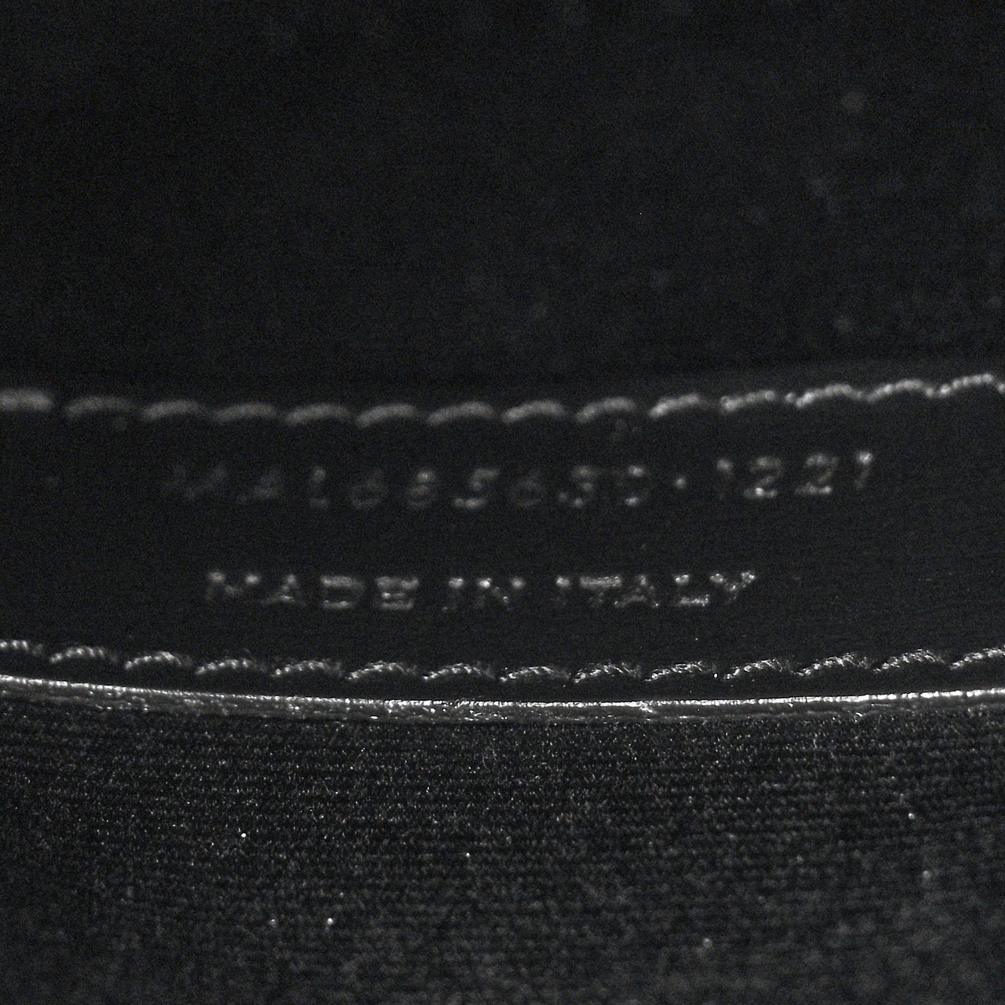 Smooth Calfskin Maillon Cabas Tote Black