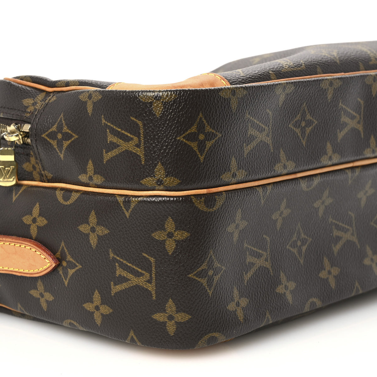 Monogram Nil 28