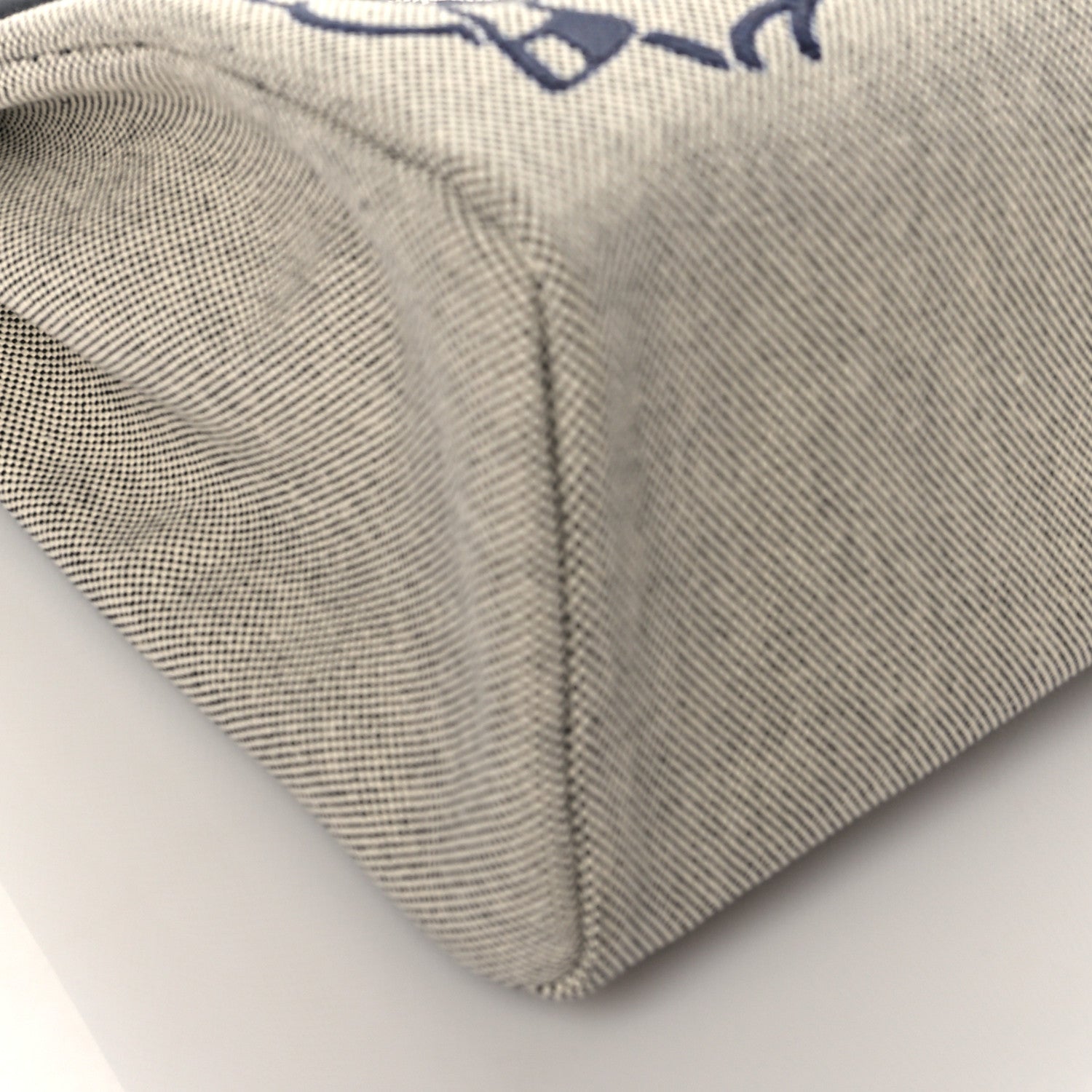 Hermes Vache Hunter Toile H Pegase Pop Herbag Zip Retourne 31 PM Bleu Indigo Ecru Black 10 of 12