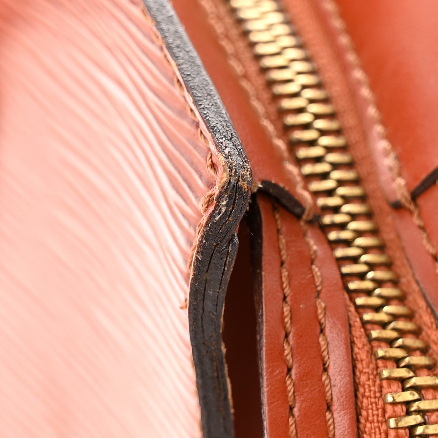 Epi Saint Jacques Long Straps PM Kenyan Fawn