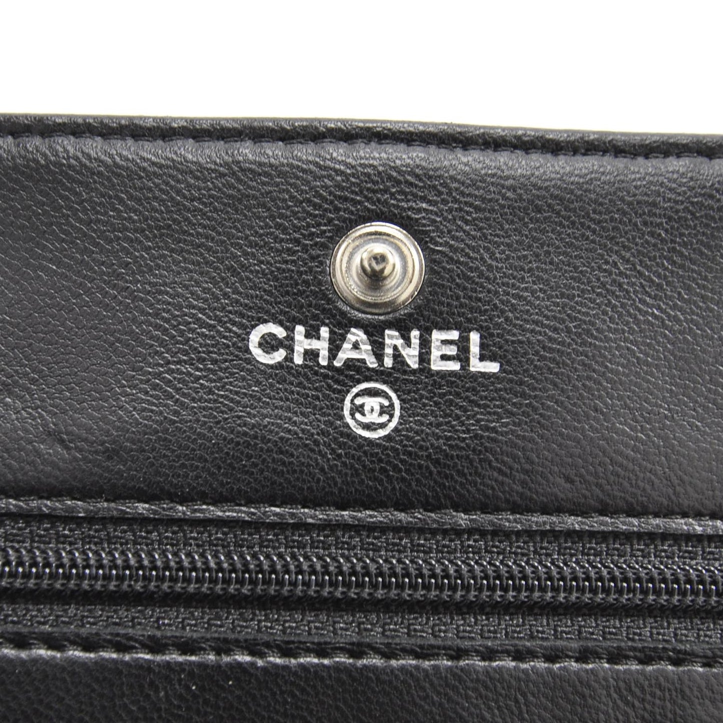 Lambskin Quilted Wallet On Chain WOC Black