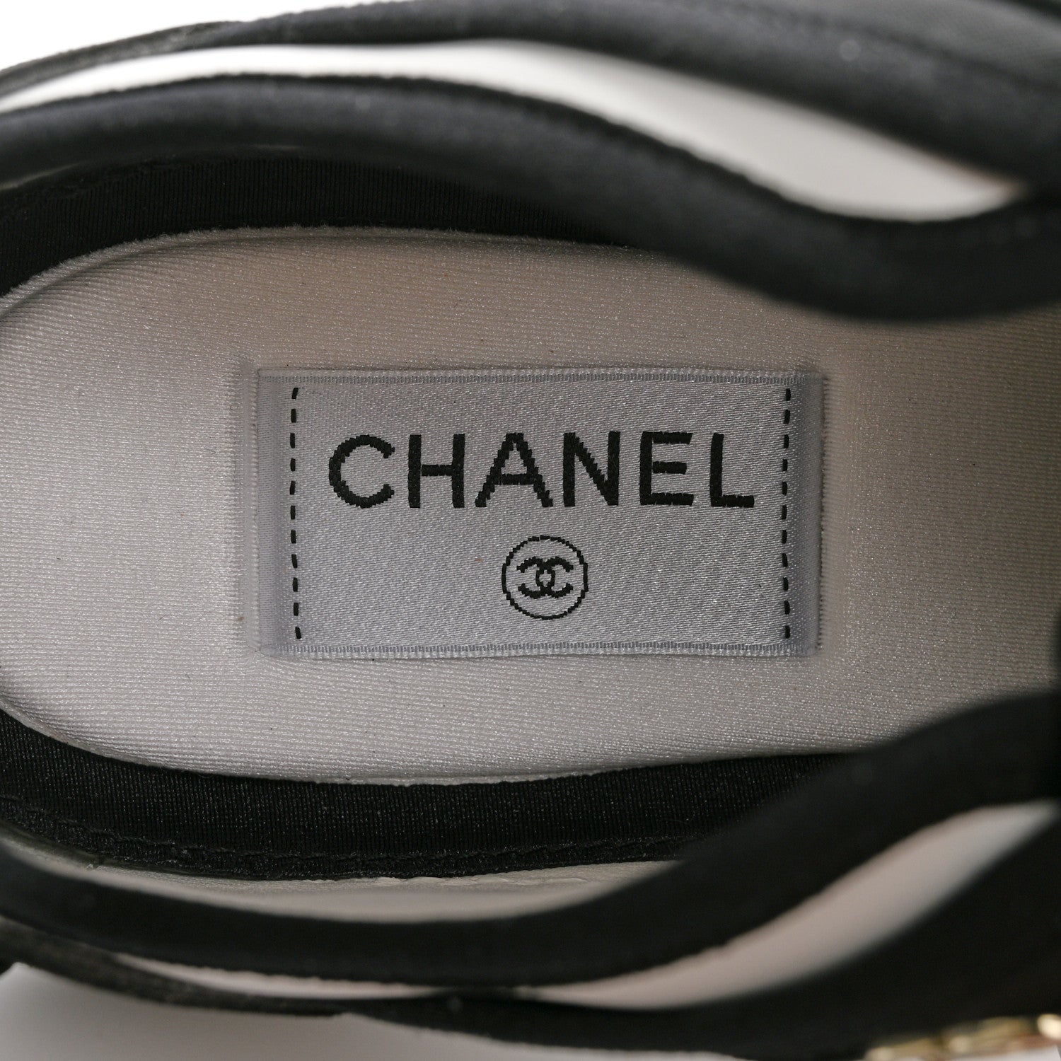 Chanel Mixed Fibers Suede Calfskin CC Sneakers 40 White Black 6 of 13