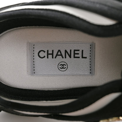 Chanel Mixed Fibers Suede Calfskin CC Sneakers 40 White Black 6 of 13