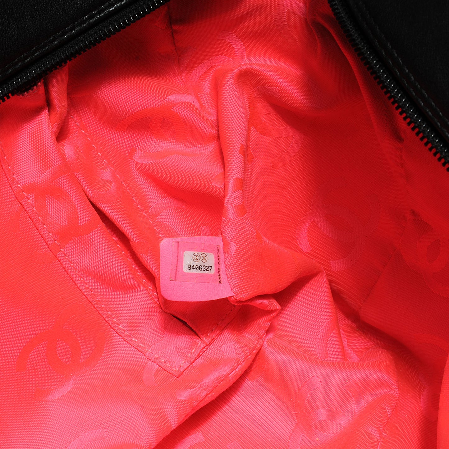 Calfskin Quilted Large Cambon Multipocket Reporter Black White