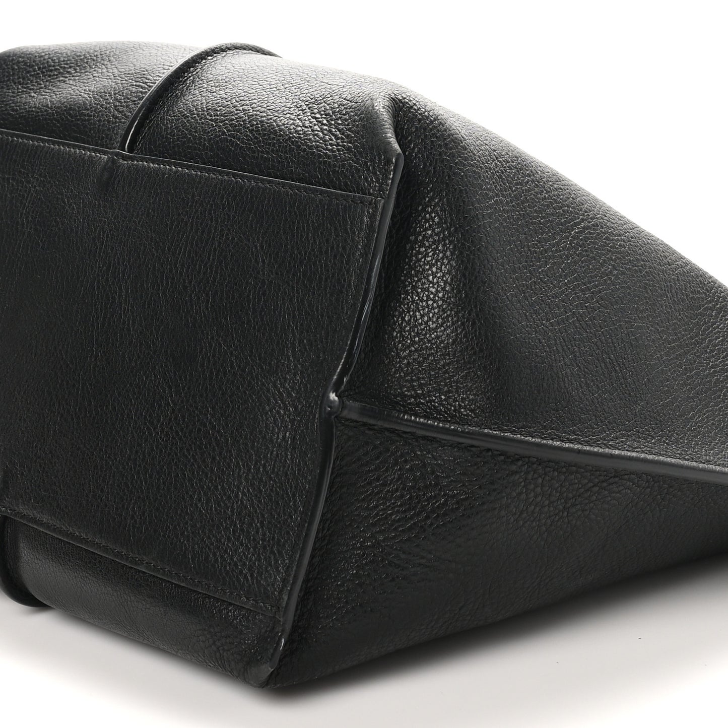 Smooth Calfskin Medium Vick Tote Black