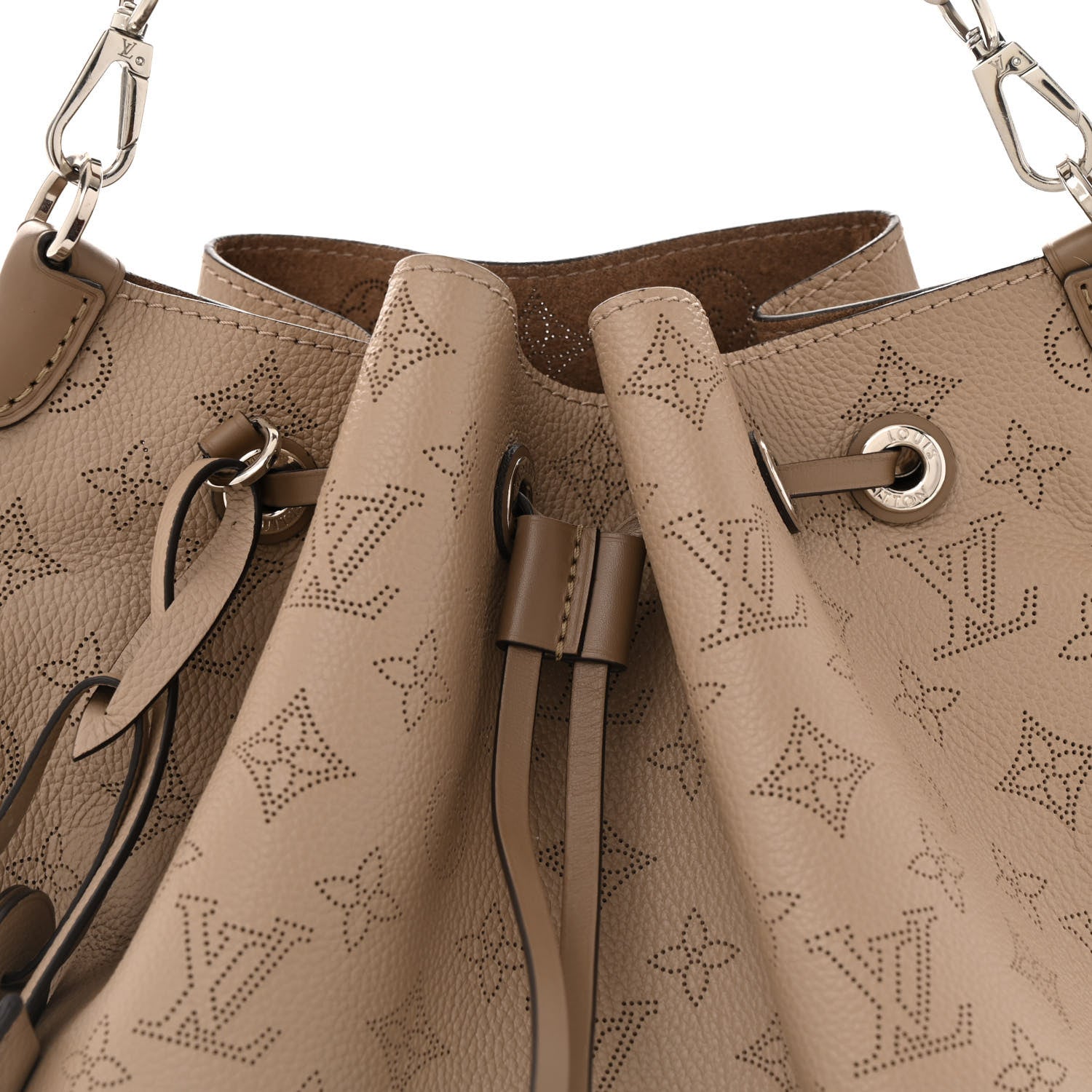Louis Vuitton Mahina Muria Galet 8 of 13