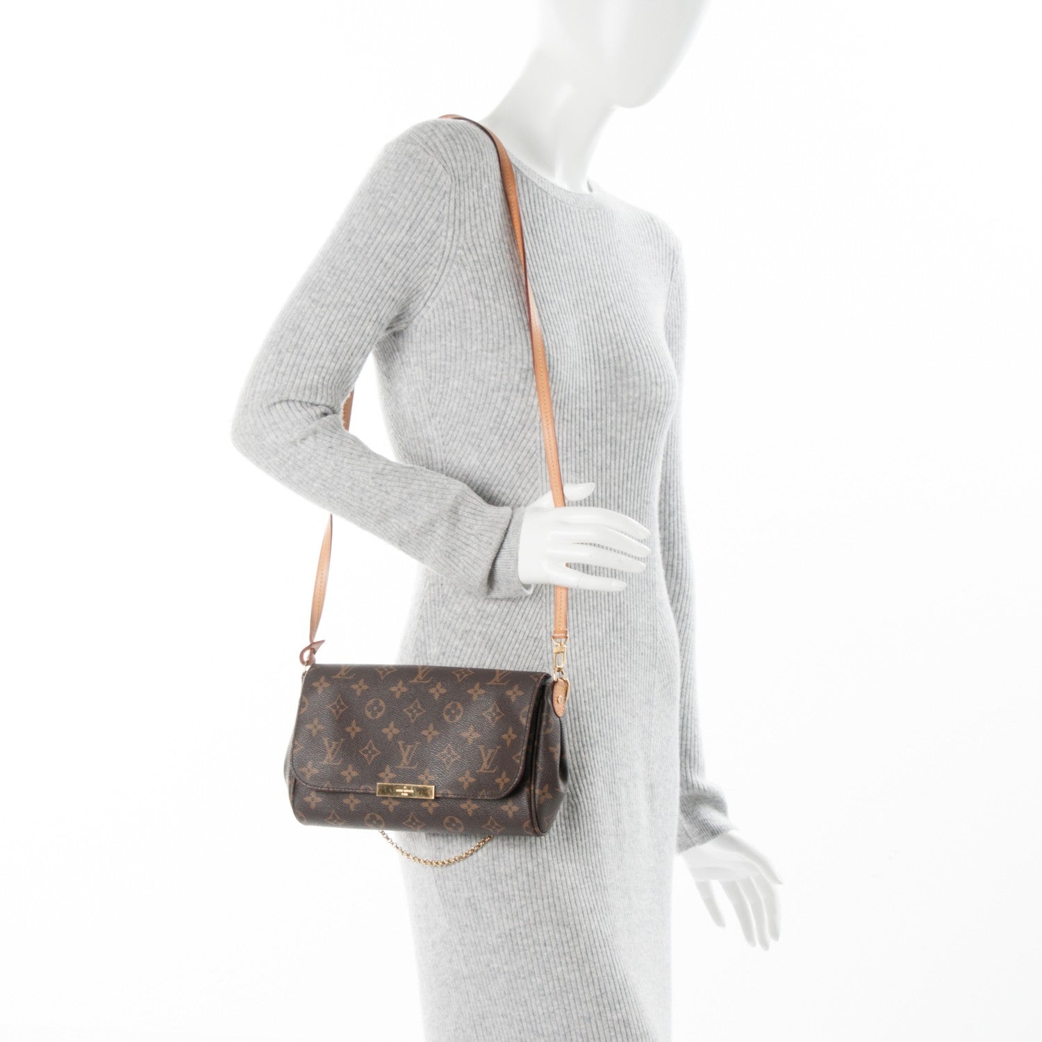 Louis Vuitton Monogram Favorite MM 2 of 7